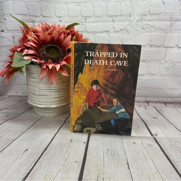 vintage children's book trapped in death cave by bill wallace 1987 - Picture 1 of 7